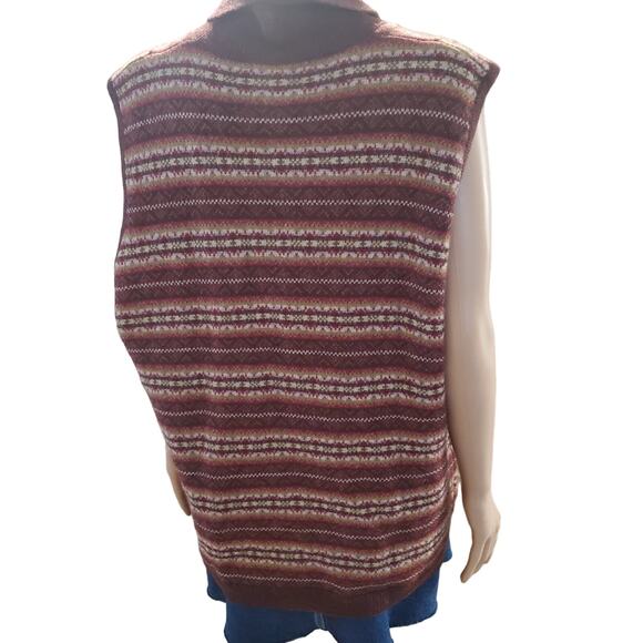 Woolrich Size 2XL Vest 100% Lambs Wool Button Red Fair Isle Collar Malbringo - Picture 5 of 9